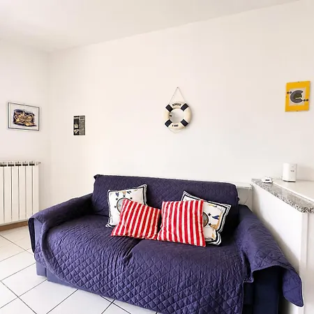 Hostdomus - Phil House