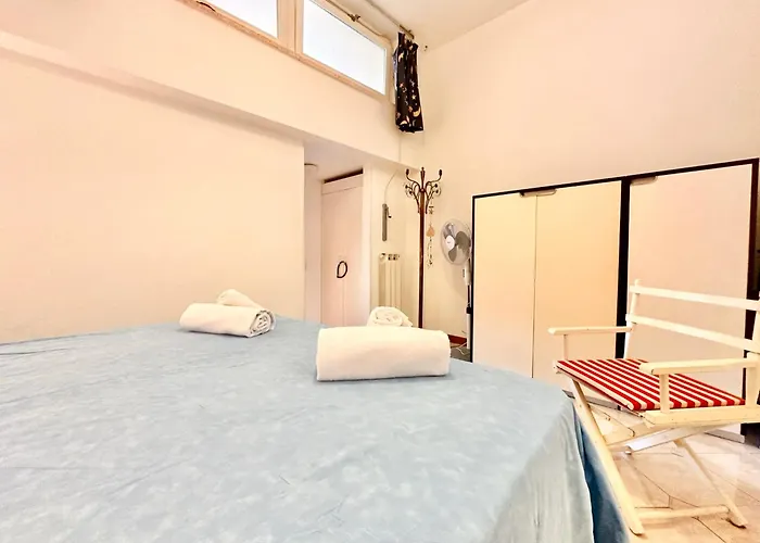 Hostdomus - Phil House Апартаменты *