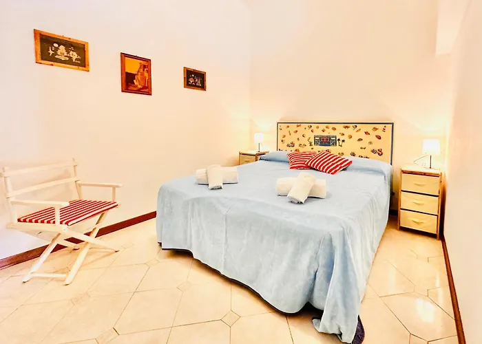 Апартаменты Hostdomus - Phil House Финале Лигуре