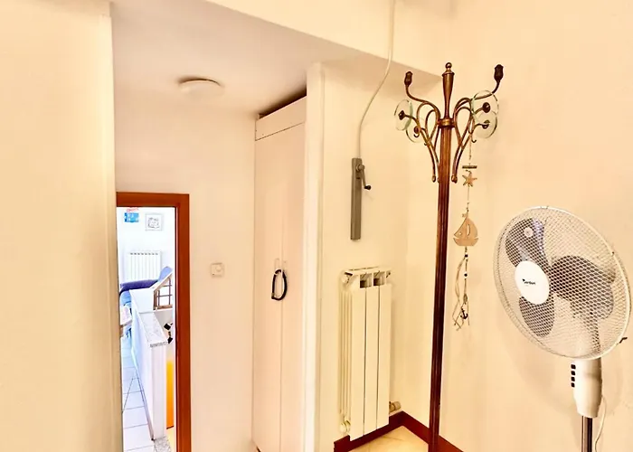 Hostdomus - Phil House Финале Лигуре