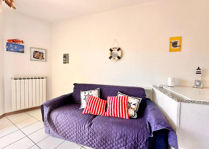 Hostdomus - Phil House Апартаменты